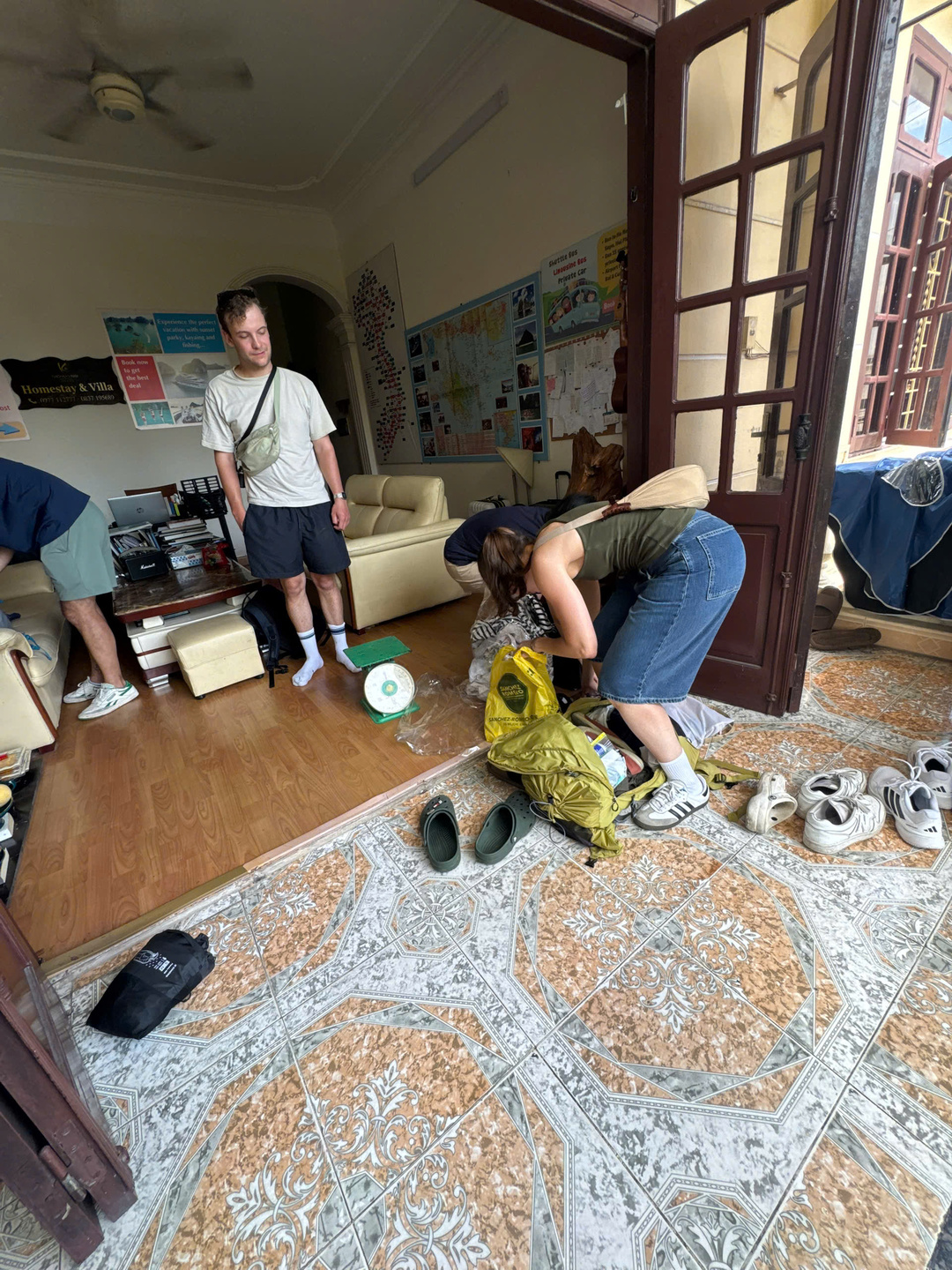 Discuss your travel needs with Halong Laundry